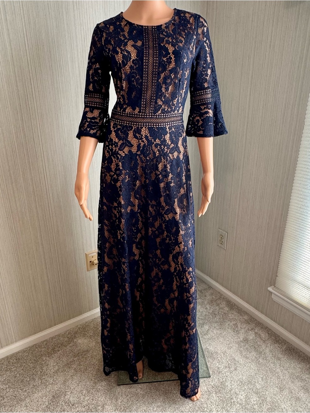 NEW Miss May Retro Bell Sleeve Navy A-Line Lace Maxi Dress Medium Formal Boho